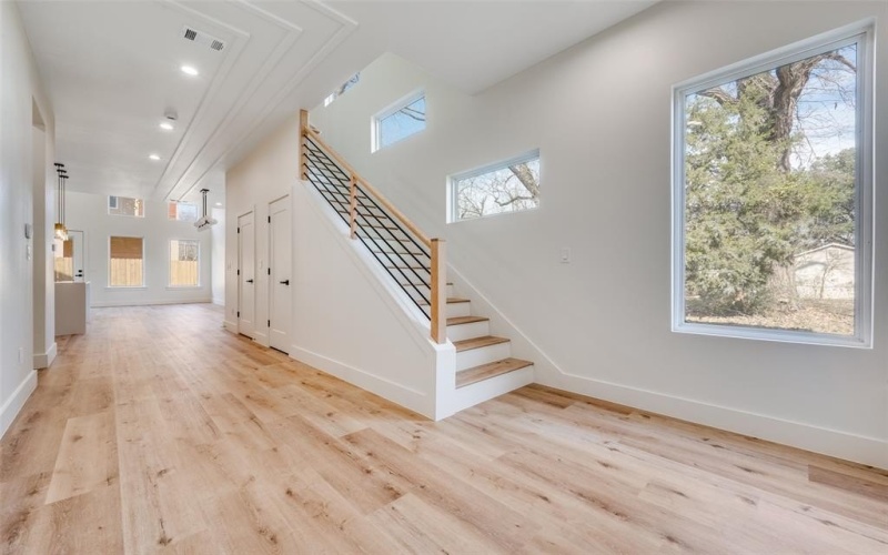 407 Bobbie Street, Dallas, TX 75203, 4 Bedrooms Bedrooms, ,3 BathroomsBathrooms,Residential,For Sale,407 Bobbie Street,0,21127699