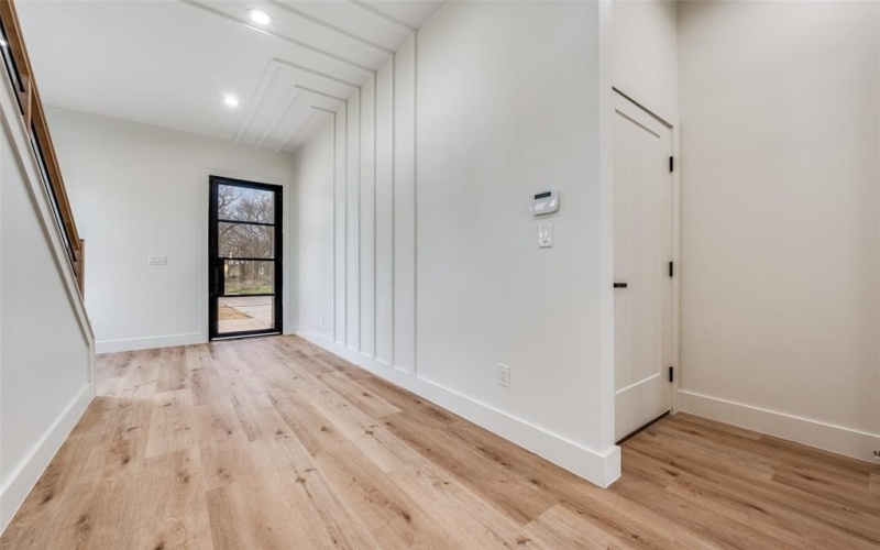 407 Bobbie Street, Dallas, TX 75203, 4 Bedrooms Bedrooms, ,3 BathroomsBathrooms,Residential,For Sale,407 Bobbie Street,0,21127699