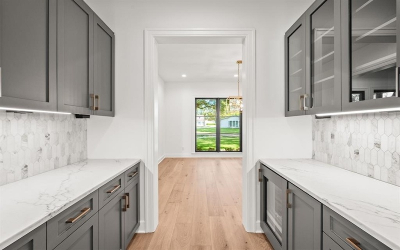 1211 Seminole Drive, Richardson, TX 75080, 5 Bedrooms Bedrooms, ,7 BathroomsBathrooms,Residential,For Sale,1211 Seminole Drive,0,21151020