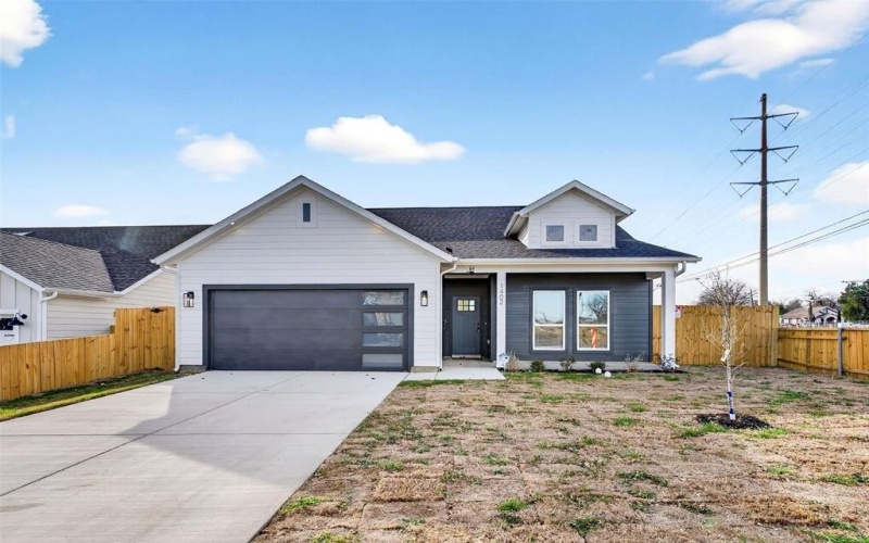 1402 Strickland Street, Dallas, TX 75216, 4 Bedrooms Bedrooms, ,2 BathroomsBathrooms,Residential,For Sale,1402 Strickland Street,0,21151136