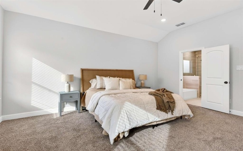 1402 Strickland Street, Dallas, TX 75216, 4 Bedrooms Bedrooms, ,2 BathroomsBathrooms,Residential,For Sale,1402 Strickland Street,0,21151136