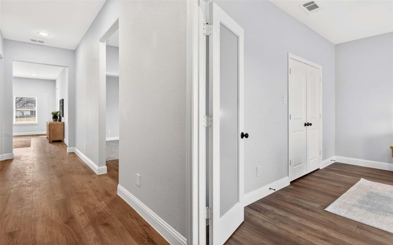 1402 Strickland Street, Dallas, TX 75216, 4 Bedrooms Bedrooms, ,2 BathroomsBathrooms,Residential,For Sale,1402 Strickland Street,0,21151136