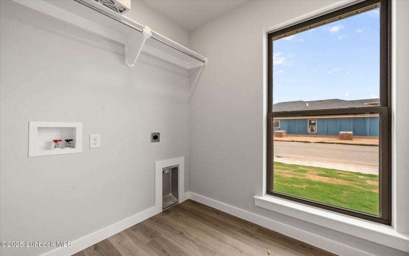 8612 29th Street, Lubbock, TX 79407, 4 Bedrooms Bedrooms, ,2 BathroomsBathrooms,Residential,For Sale,8612 29th Street,202554036