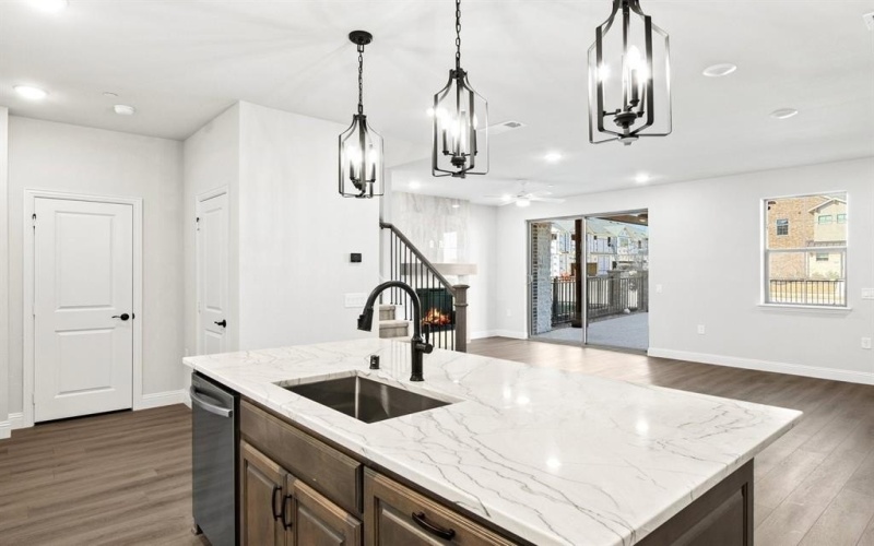 1204 Armstrong, The Colony, TX 75056, 3 Habitaciones Habitaciones , ,2 BañosBaños,Residential,En Venta,1204 Armstrong,0,21151198