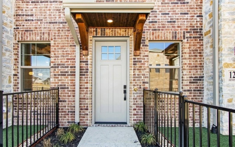 1204 Armstrong, The Colony, TX 75056, 3 Habitaciones Habitaciones , ,2 BañosBaños,Residential,En Venta,1204 Armstrong,0,21151198