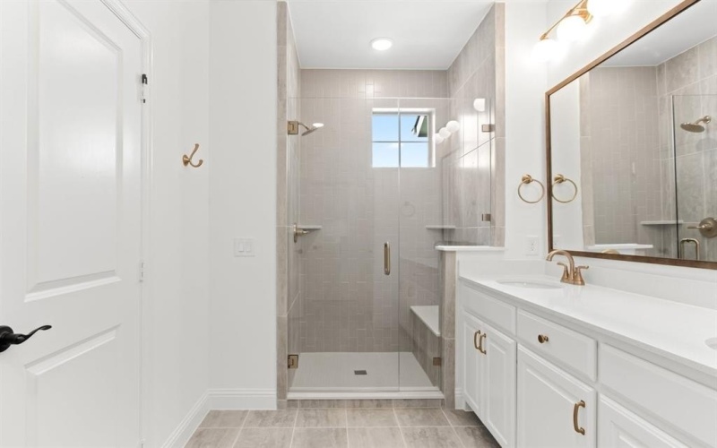 1208 Armstrong, The Colony, TX 75056, 3 Habitaciones Habitaciones , ,2 BañosBaños,Residential,En Venta,1208 Armstrong,0,21151228