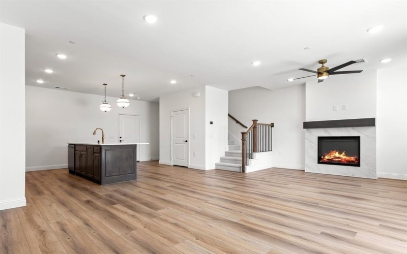 1208 Armstrong, The Colony, TX 75056, 3 Habitaciones Habitaciones , ,2 BañosBaños,Residential,En Venta,1208 Armstrong,0,21151228