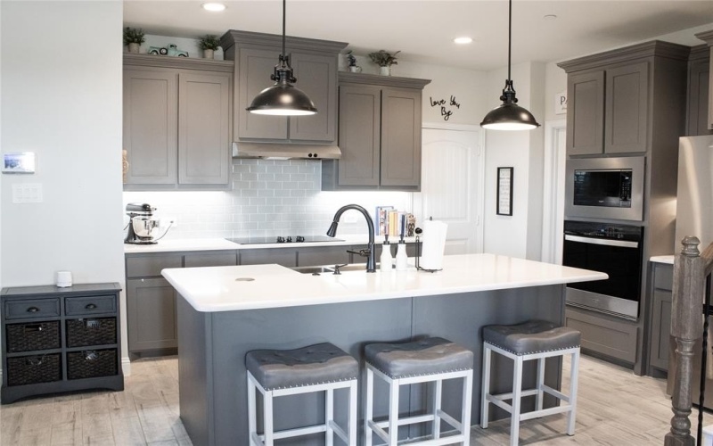 642 Sandiford Court, Mansfield, TX 76063, 3 Bedrooms Bedrooms, ,2 BathroomsBathrooms,Residential,For Sale,642 Sandiford Court,0,21151364