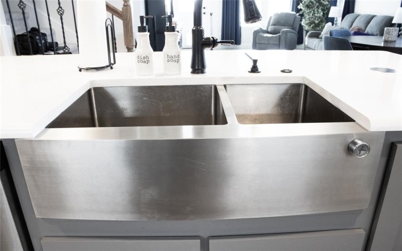 642 Sandiford Court, Mansfield, TX 76063, 3 Bedrooms Bedrooms, ,2 BathroomsBathrooms,Residential,For Sale,642 Sandiford Court,0,21151364