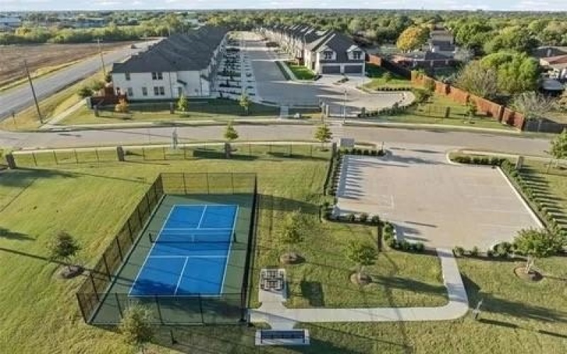 642 Sandiford Court, Mansfield, TX 76063, 3 Bedrooms Bedrooms, ,2 BathroomsBathrooms,Residential,For Sale,642 Sandiford Court,0,21151364