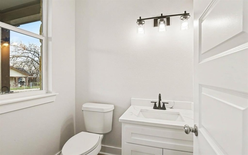 2705 12th Street, Fort Worth, TX 76111, 3 Bedrooms Bedrooms, ,3 BathroomsBathrooms,Residential,For Sale,2705 12th Street,0,21151477