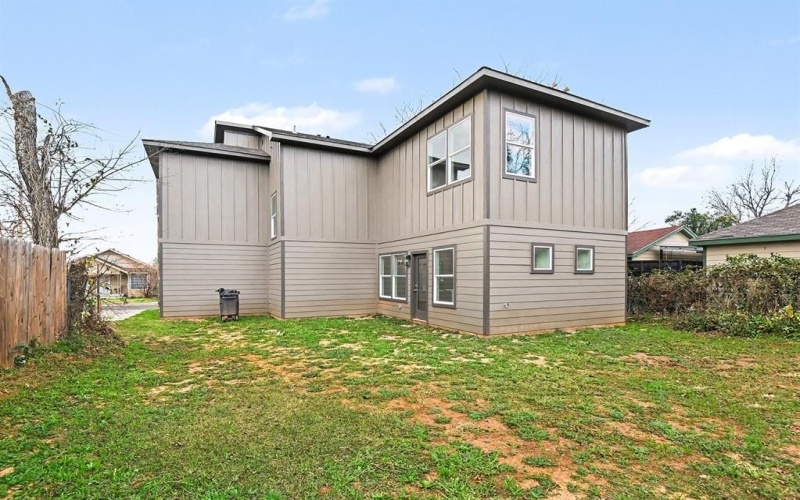 2705 12th Street, Fort Worth, TX 76111, 3 Bedrooms Bedrooms, ,3 BathroomsBathrooms,Residential,For Sale,2705 12th Street,0,21151477