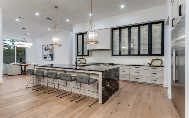 3788 Vinecrest Drive, Dallas, TX 75229, 5 Habitaciones Habitaciones , ,6 BañosBaños,Residential,En Venta,3788 Vinecrest Drive,0,21151621