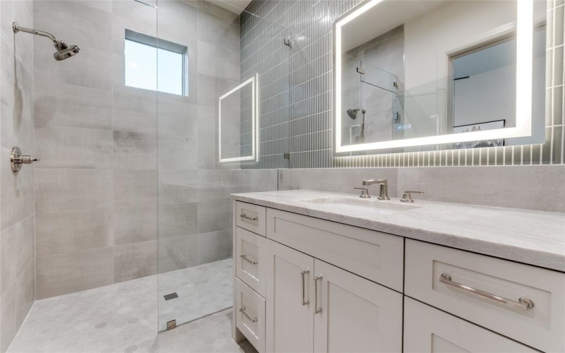 3788 Vinecrest Drive, Dallas, TX 75229, 5 Habitaciones Habitaciones , ,6 BañosBaños,Residential,En Venta,3788 Vinecrest Drive,0,21151621