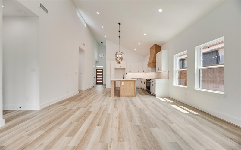 110 Hesed Street, Greenville, TX 75402, 4 Habitaciones Habitaciones , ,2 BañosBaños,Residential,En Venta,110 Hesed Street,0,21151634