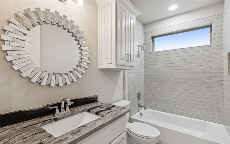 2165 Middlewood Circle, Granbury, TX 76049, 4 Habitaciones Habitaciones , ,3 BañosBaños,Residential,En Venta,2165 Middlewood Circle,0,21151666