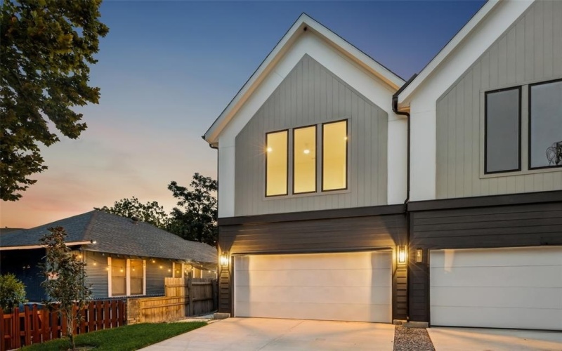 5631 East Side Avenue, Dallas, TX 75214, 3 Habitaciones Habitaciones , ,2 BañosBaños,Residential,En Venta,5631 East Side Avenue,0,21151682