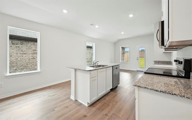 932 Jefferson Way, Sherman, TX 75090, 3 Habitaciones Habitaciones , ,2 BañosBaños,Residential,En Venta,932 Jefferson Way,0,21151687