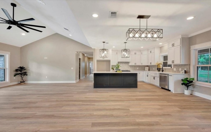 537 C C Road, Diboll, TX 75941, 3 Bedrooms Bedrooms, ,2 BathroomsBathrooms,Residential,For Sale,537 C C Road,0,21151844