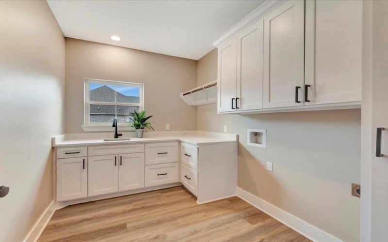 537 C C Road, Diboll, TX 75941, 3 Bedrooms Bedrooms, ,2 BathroomsBathrooms,Residential,For Sale,537 C C Road,0,21151844