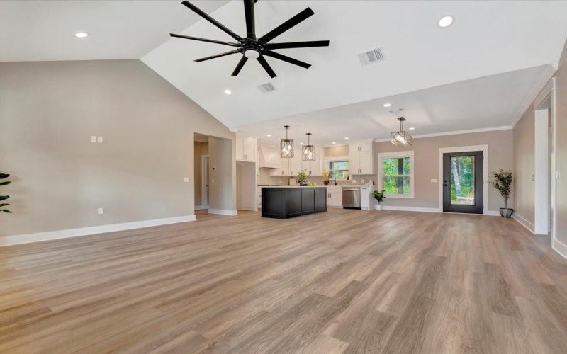 537 C C Road, Diboll, TX 75941, 3 Bedrooms Bedrooms, ,2 BathroomsBathrooms,Residential,For Sale,537 C C Road,0,21151844