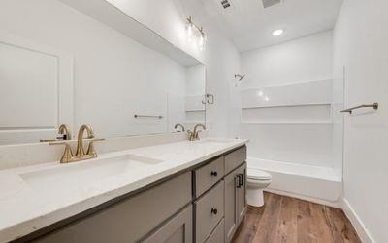 202 Pine Street, Bonham, TX 75418, 3 Bedrooms Bedrooms, ,2 BathroomsBathrooms,Residential,For Sale,202 Pine Street,0,21151863