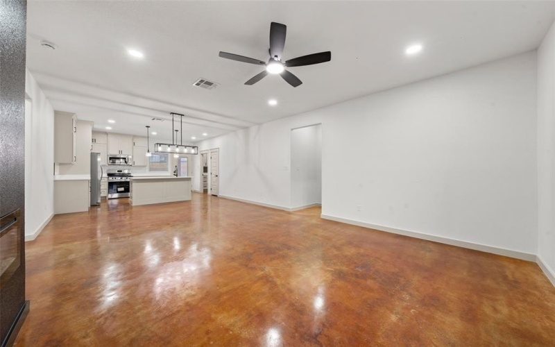 908 N 10th Street, Waco, TX 76707, 3 Bedrooms Bedrooms, ,2 BathroomsBathrooms,Residential,For Sale,908 N 10th Street,0,21151874