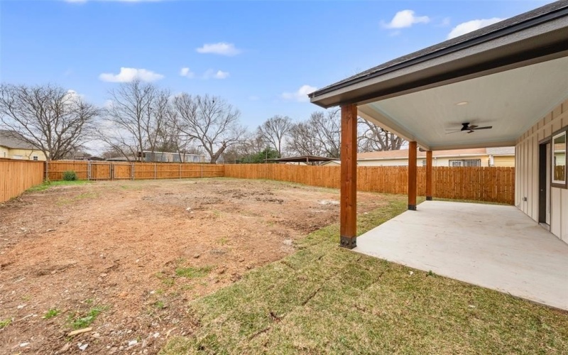 908 N 10th Street, Waco, TX 76707, 3 Bedrooms Bedrooms, ,2 BathroomsBathrooms,Residential,For Sale,908 N 10th Street,0,21151874