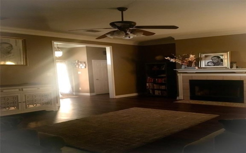 7557 Ella Court, Shreveport, LA 71107, 3 Bedrooms Bedrooms, ,2 BathroomsBathrooms,Residential,For Sale,7557 Ella Court,0,21151912