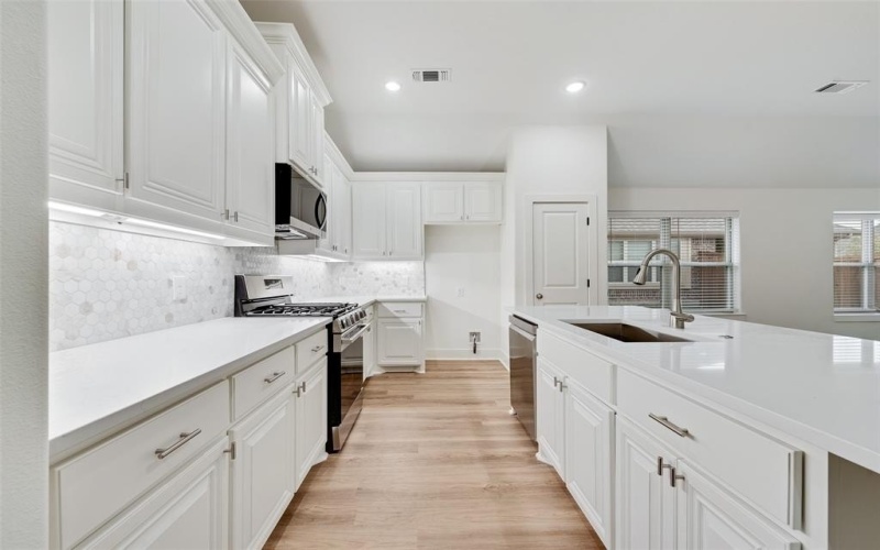 4703 Sephora Drive, Sherman, TX 75092, 4 Habitaciones Habitaciones , ,2 BañosBaños,Residential,En Venta,4703 Sephora Drive,0,21151939