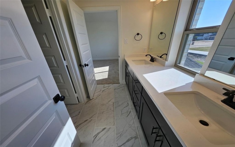 359 Redwood Circle, Trenton, TX 75490, 5 Bedrooms Bedrooms, ,5 BathroomsBathrooms,Residential,For Sale,359 Redwood Circle,0,21151942