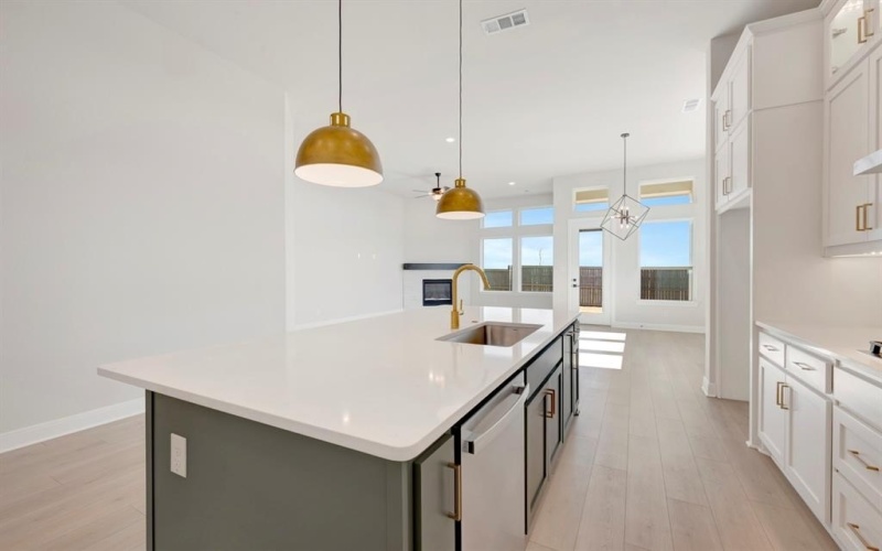 1501 Venture Drive, Northlake, TX 76247, 4 Bedrooms Bedrooms, ,3 BathroomsBathrooms,Residential,For Sale,1501 Venture Drive,0,21152055