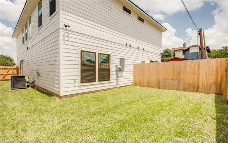 412 Macarthur Street, College Station, TX 77840, ,Residential Multi Family,For Sale,412 Macarthur Street,0,26000320