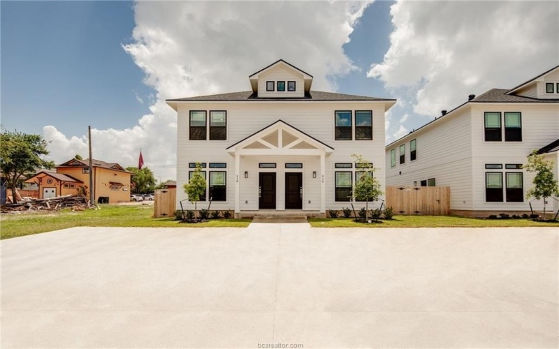 412 Macarthur Street, College Station, TX 77840, ,Residential Multi Family,For Sale,412 Macarthur Street,0,26000320