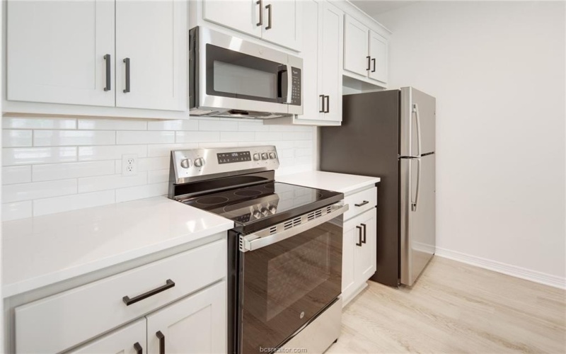 405 Nimitz Street, College Station, TX 77840, ,Residential Multi Family,For Sale,405 Nimitz Street,0,26000321