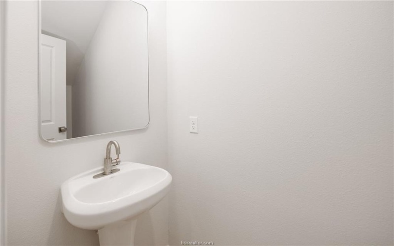 405 Nimitz Street, College Station, TX 77840, ,Residential Multi Family,For Sale,405 Nimitz Street,0,26000321