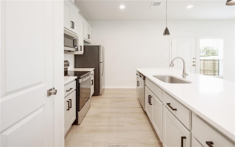 405 Nimitz Street, College Station, TX 77840, ,Residential Multi Family,For Sale,405 Nimitz Street,0,26000321