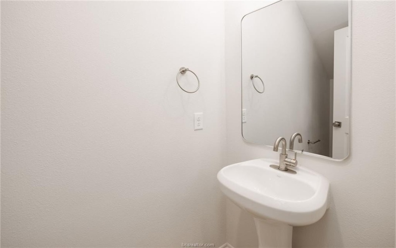 403 Nimitz Street, College Station, TX 77840, ,Residential Multi Family,For Sale,403 Nimitz Street,0,26000322