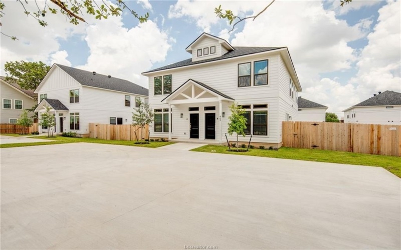403 Nimitz Street, College Station, TX 77840, ,Residential Multi Family,For Sale,403 Nimitz Street,0,26000322