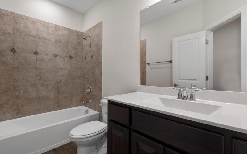 829 SUMMER GROVE Drive, Midlothian, TX 76065, 4 Bedrooms Bedrooms, ,3 BathroomsBathrooms,Residential,For Sale,829 SUMMER GROVE Drive,20241553
