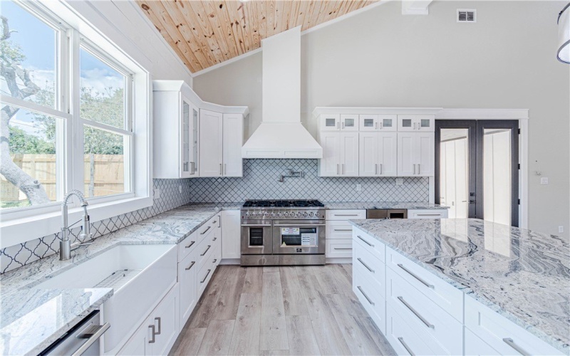 47 Mockingbird, Rockport, TX 78382, 5 Habitaciones Habitaciones , ,5 BañosBaños,Residential,En Venta,47 Mockingbird,0,469902