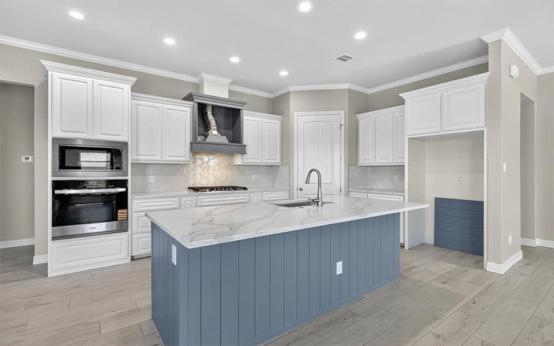 2701 Lannister, Corpus Christi, TX 78415, 4 Bedrooms Bedrooms, ,2 BathroomsBathrooms,Residential,For Sale,2701 Lannister,0,469914