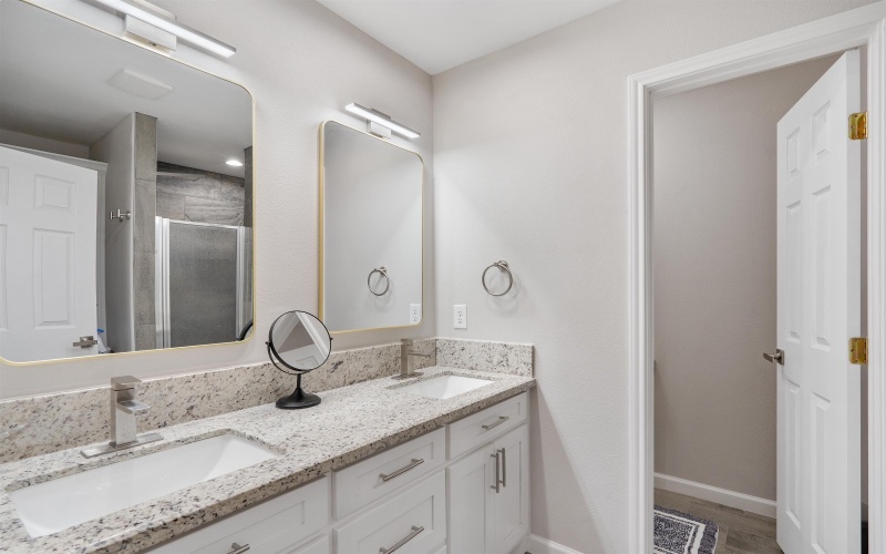 201 E Gutierrez, Del Rio, TX 78840, 3 Habitaciones Habitaciones , ,2 BañosBaños,Residential,En Venta,201 E Gutierrez,0,208036