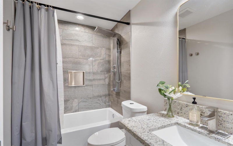 201 E Gutierrez, Del Rio, TX 78840, 3 Habitaciones Habitaciones , ,2 BañosBaños,Residential,En Venta,201 E Gutierrez,0,208036