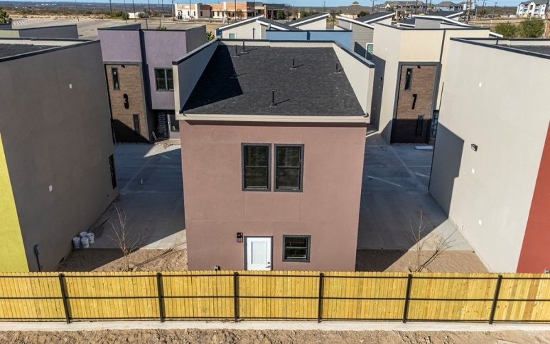 3212 BOB ROGERS DR #6, Eagle Pass, TX 78852, 3 Habitaciones Habitaciones , ,2 BañosBaños,Residential,En Venta,3212 BOB ROGERS DR #6,0,82985