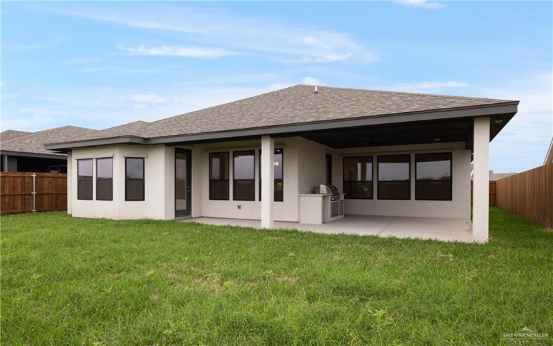 13724 Belle Court, McAllen, TX 78504, 5 Habitaciones Habitaciones , ,3 BañosBaños,Residential,En Venta,13724 Belle Court,0,491717