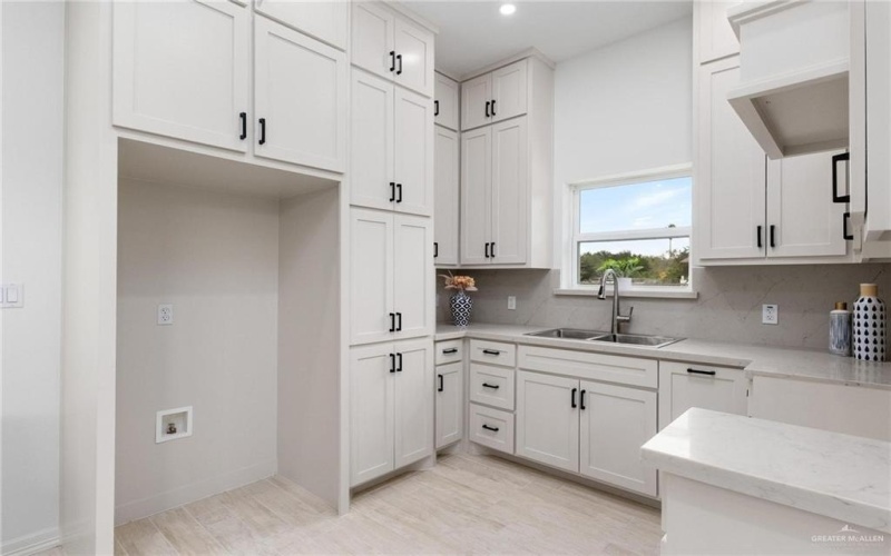 204 Utah Avenue, Weslaco, TX 78596, 2 Habitaciones Habitaciones , ,2 BañosBaños,Residential,En Venta,204 Utah Avenue,0,491992