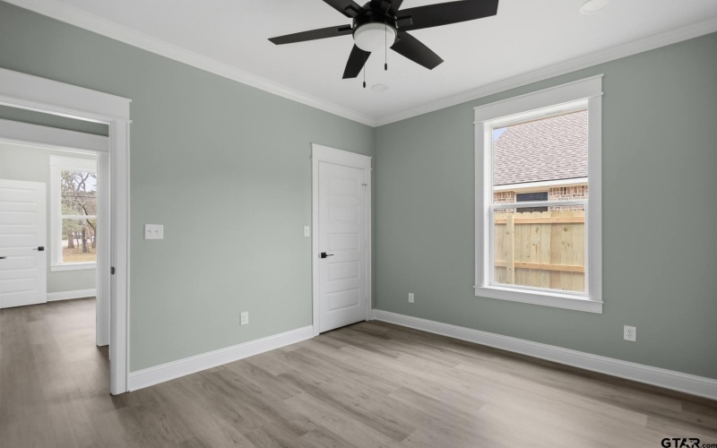 532 W 32nd ST, Tyler, TX 75702, 3 Habitaciones Habitaciones , ,2 BañosBaños,Residential,En Venta,532 W 32nd ST,0,26000602