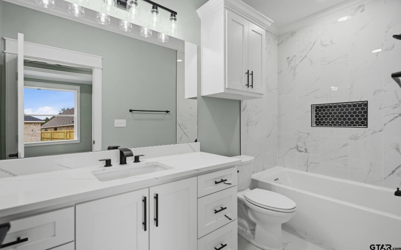 532 W 32nd ST, Tyler, TX 75702, 3 Habitaciones Habitaciones , ,2 BañosBaños,Residential,En Venta,532 W 32nd ST,0,26000602