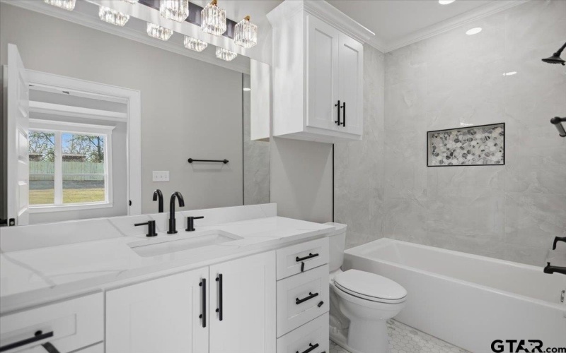 536 W 32nd St, Tyler, TX 75702, 3 Bedrooms Bedrooms, ,2 BathroomsBathrooms,Residential,For Sale,536 W 32nd St,0,26000603